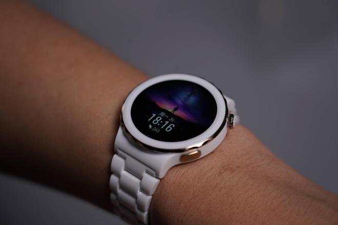 性价比推荐2款必入备受推崇全智能手表凯发k8网站2024年智能手表超高(图1)